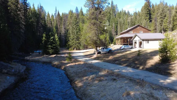 $555,000 | 4250 American River Road, Elk City, ID 83525