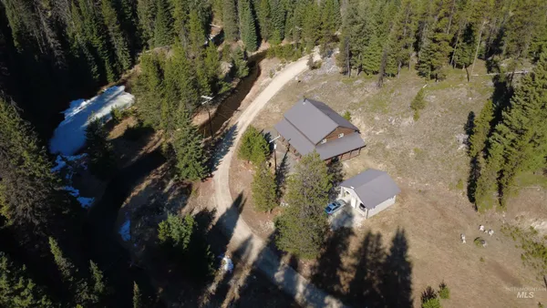 $555,000 | 4250 American River Road, Elk City, ID 83525