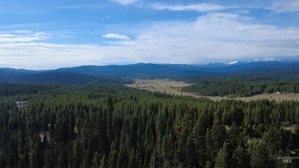 $555,000 | 4250 American River Road, Elk City, ID 83525