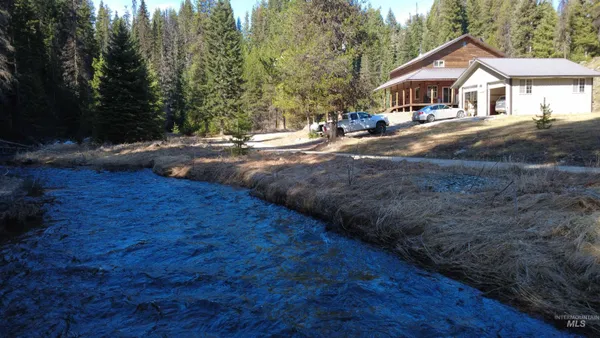 $555,000 | 4250 American River Road, Elk City, ID 83525