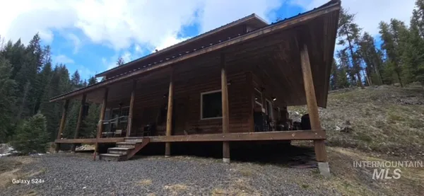 $555,000 | 4250 American River Road, Elk City, ID 83525