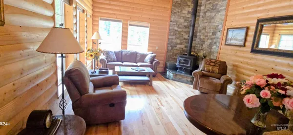 $555,000 | 4250 American River Road, Elk City, ID 83525