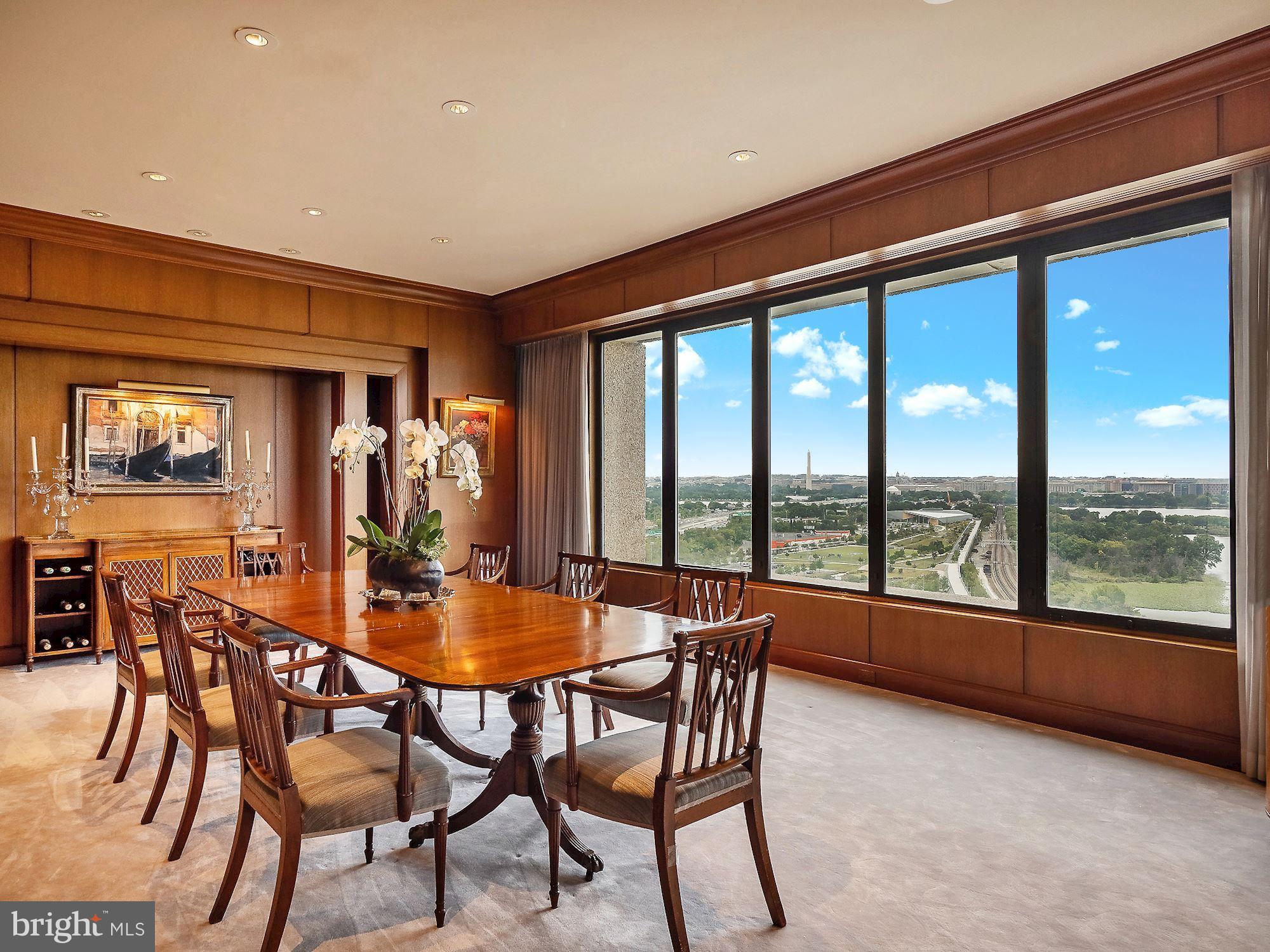 1200 Crystal Drive, Unit PH18 Arlington, VA 22202 - Photo 9 of 31 Stately Dining Room
