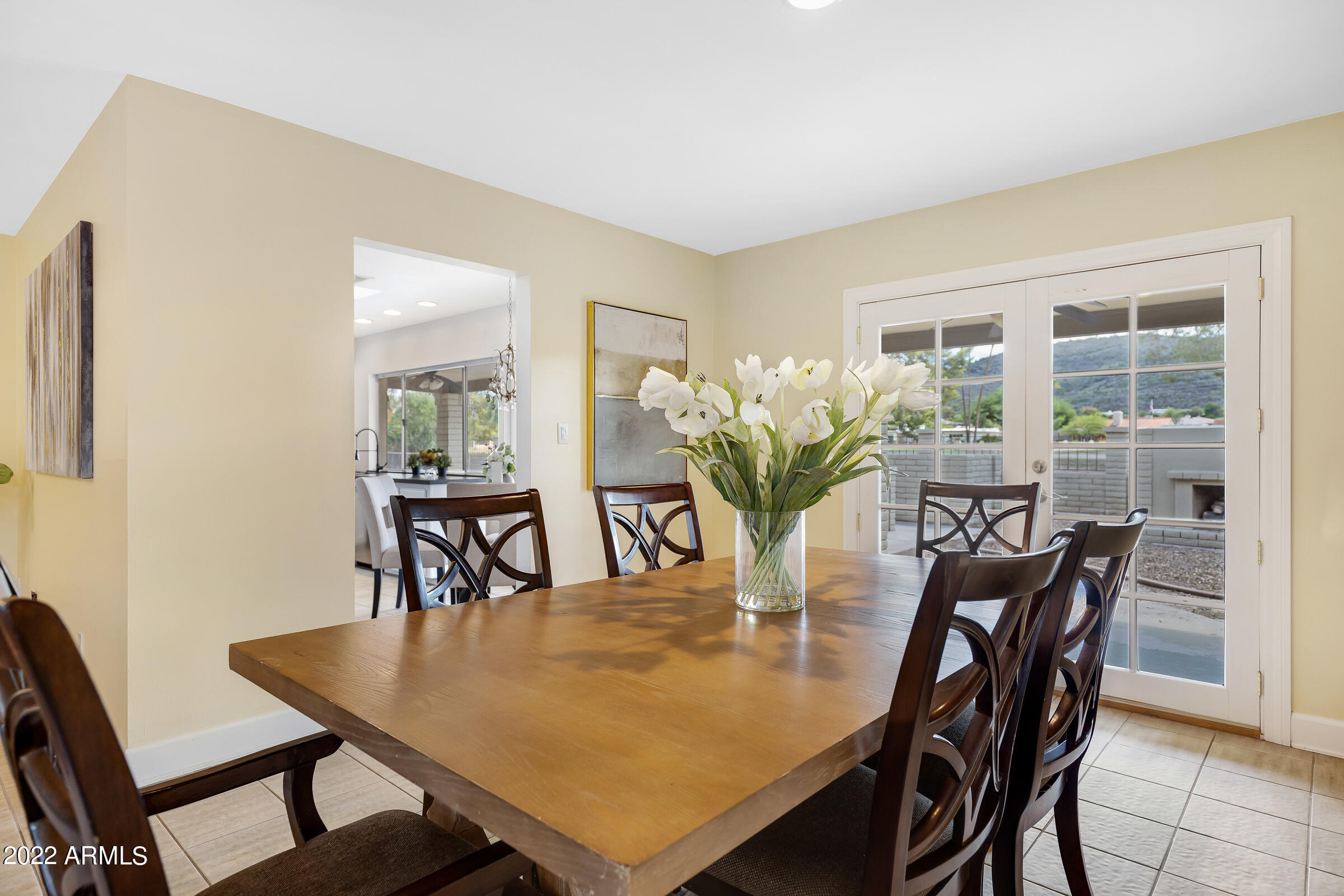 539 West Southern Hills Road Phoenix, AZ 85023 - Photo 16 of 62 539 W Southern Hills Rd-4
