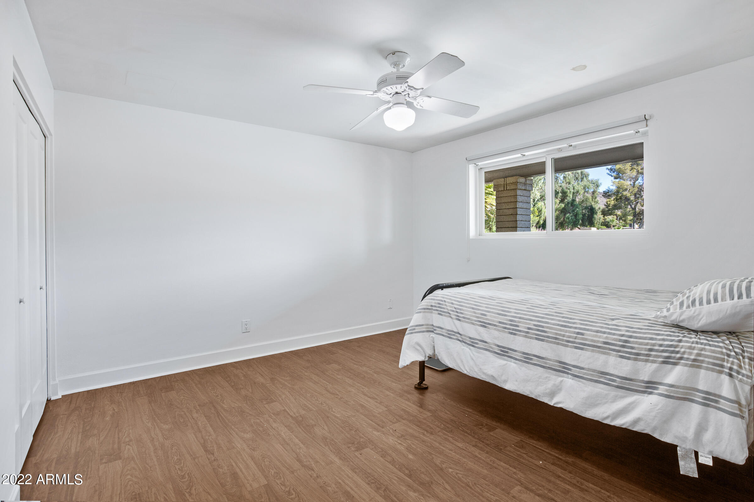 539 West Southern Hills Road Phoenix, AZ 85023 - Photo 27 of 62 539 W Southern Hills Rd-28