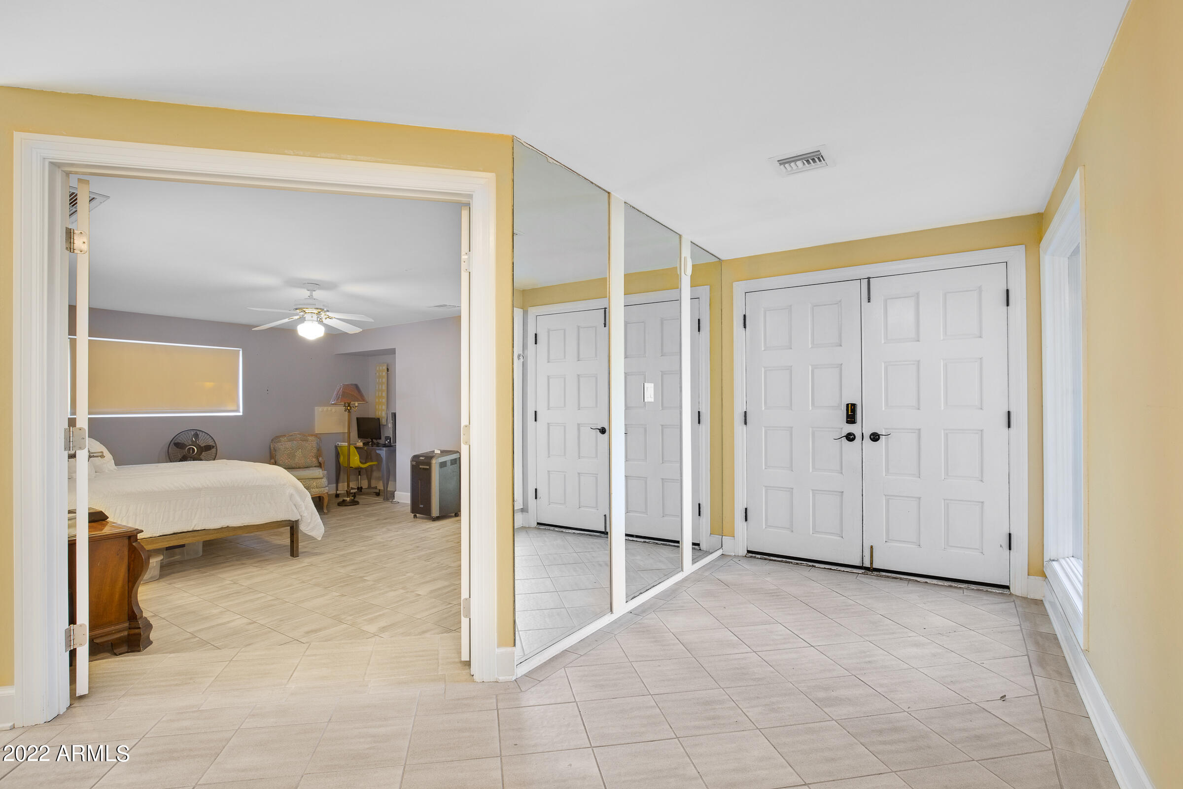 539 West Southern Hills Road Phoenix, AZ 85023 - Photo 40 of 62 539 W Southern Hills Rd-40