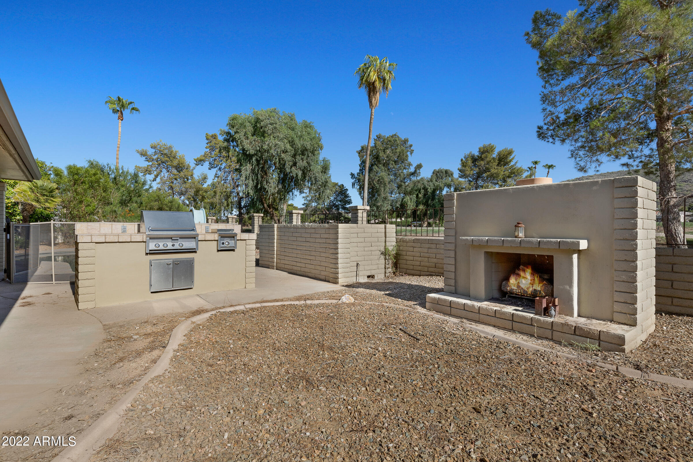 539 West Southern Hills Road Phoenix, AZ 85023 - Photo 56 of 62 539 W Southern Hills Rd-56