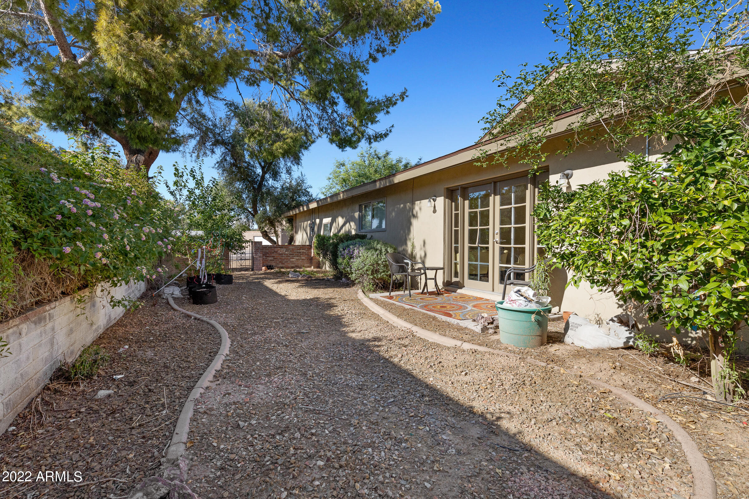 539 West Southern Hills Road Phoenix, AZ 85023 - Photo 61 of 62 539 W Southern Hills Rd-60