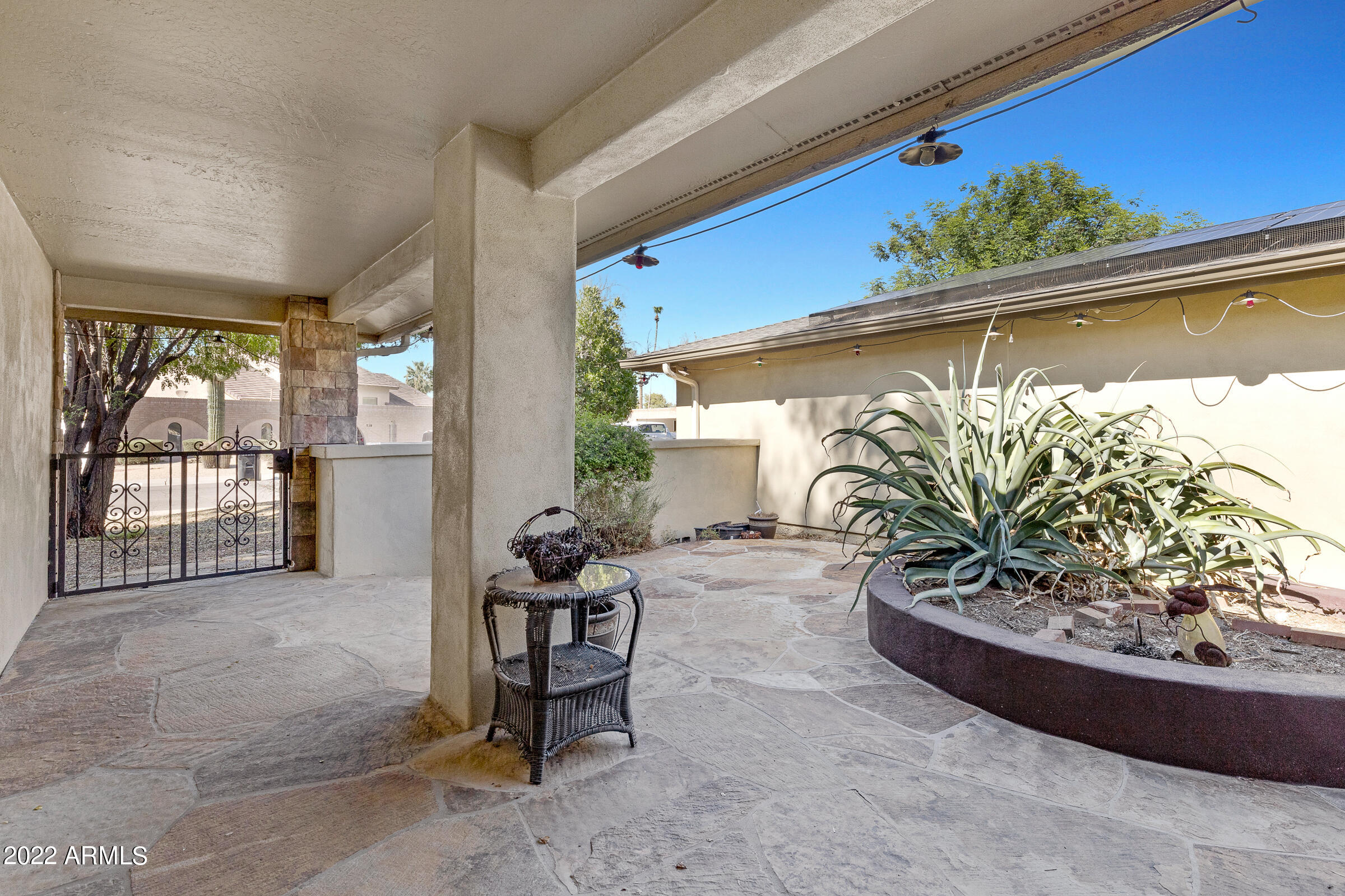 539 West Southern Hills Road Phoenix, AZ 85023 - Photo 7 of 62 539 W Southern Hills Rd-9