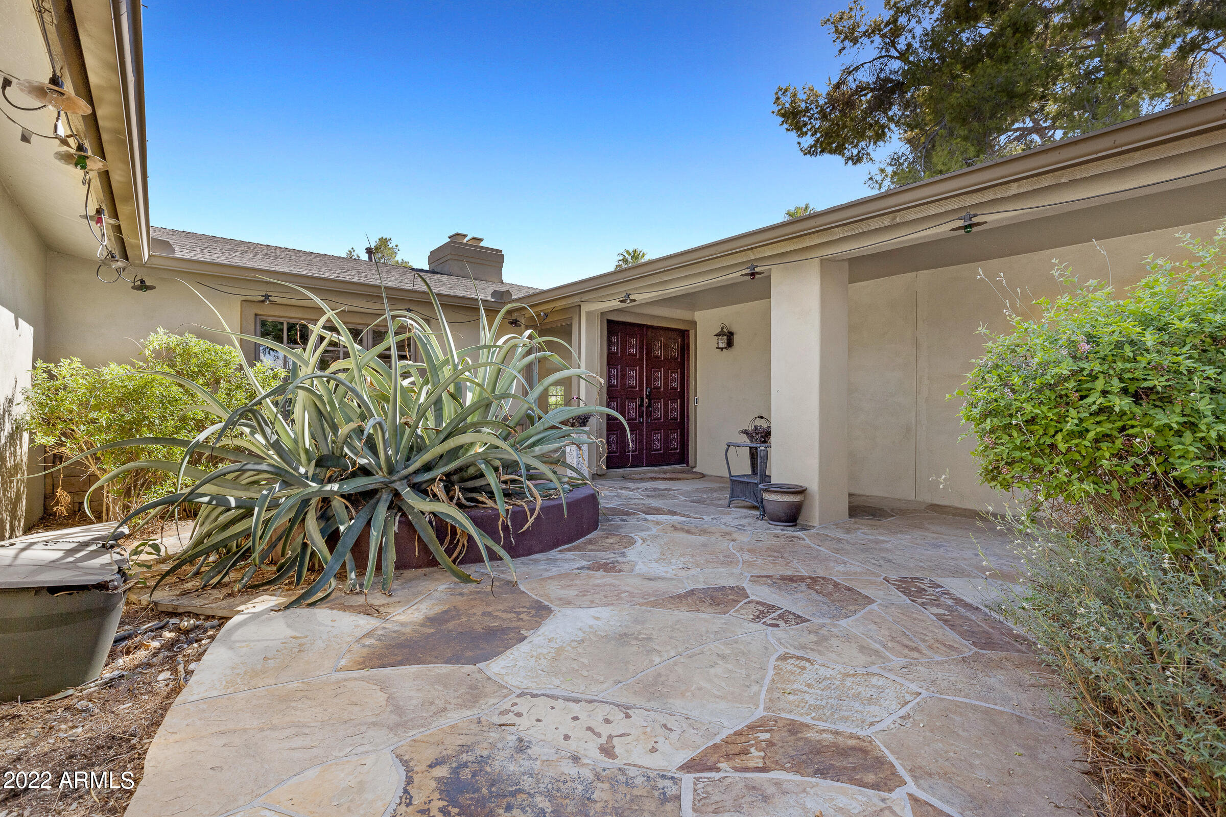 539 West Southern Hills Road Phoenix, AZ 85023 - Photo 8 of 62 539 W Southern Hills Rd-7