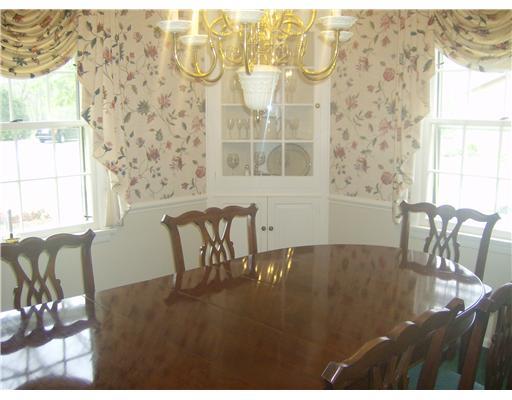 810 Koonce Road Hermitage, PA 16148 - Photo 6 of 17 Dining Room.