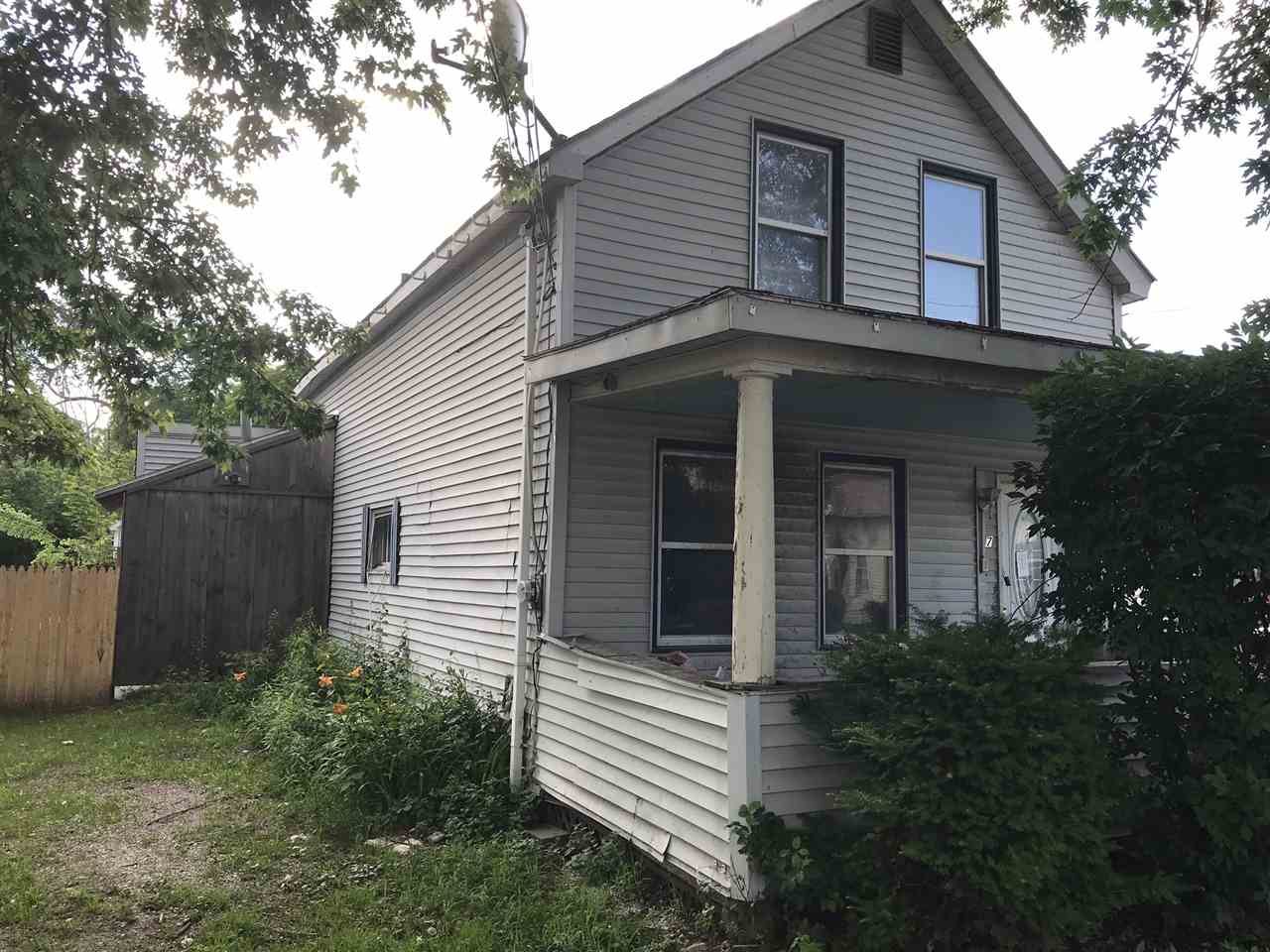 7 Meadow Street Rutland, VT 05701 - Photo 2 of 5
