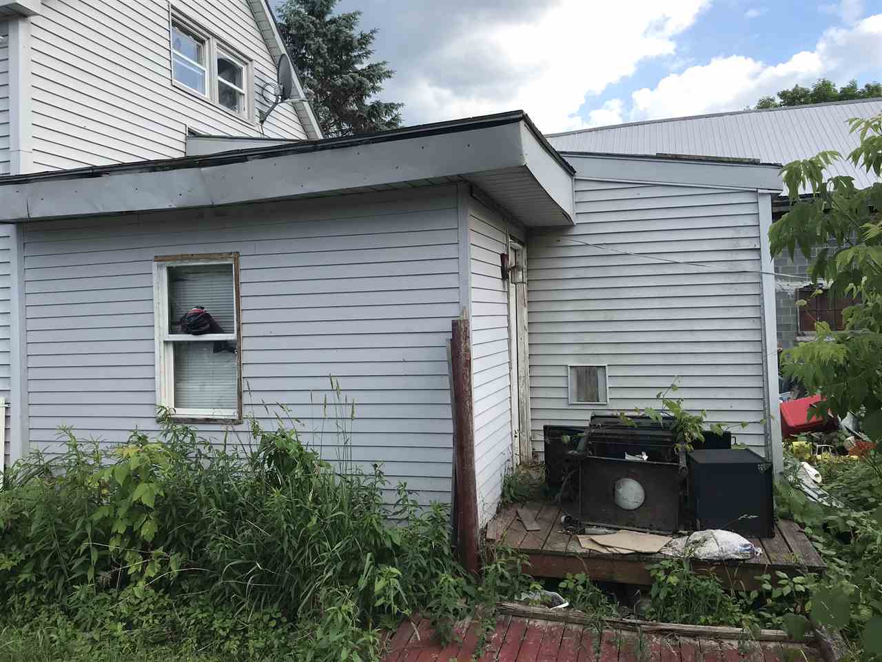 7 Meadow Street Rutland, VT 05701 - Photo 3 of 5