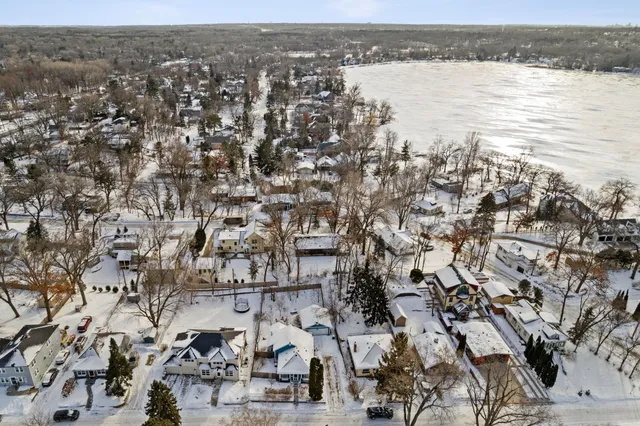 $435,000 | 44 Grove Street, Mahtomedi, MN 55115