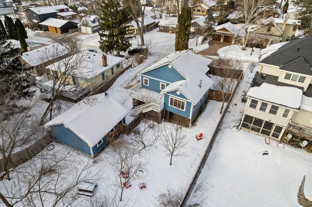 $435,000 | 44 Grove Street, Mahtomedi, MN 55115