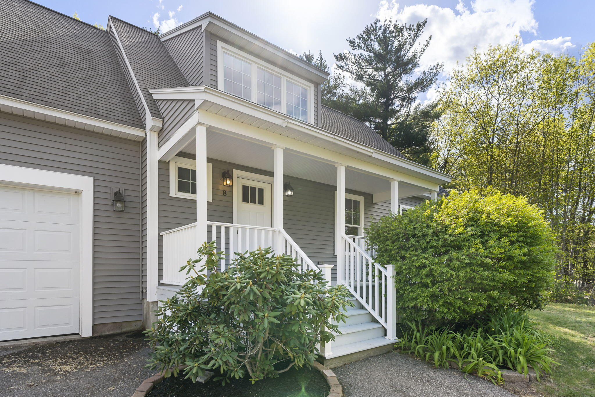 8 Parker Ridge Road Biddeford, ME 04005 - Photo 3 of 39 3