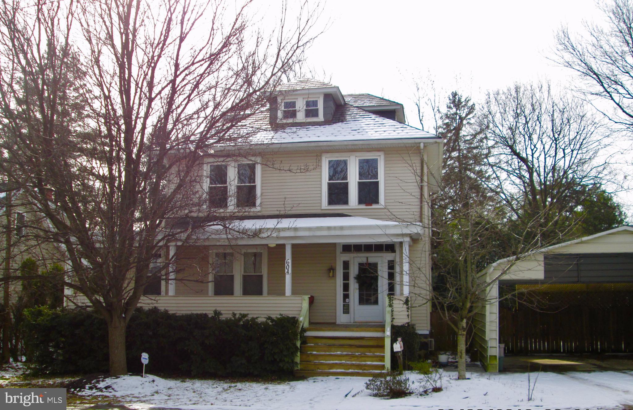 604 Orpington Road Baltimore, MD 21229 - Photo 1 of 9 Diamond in the Rough