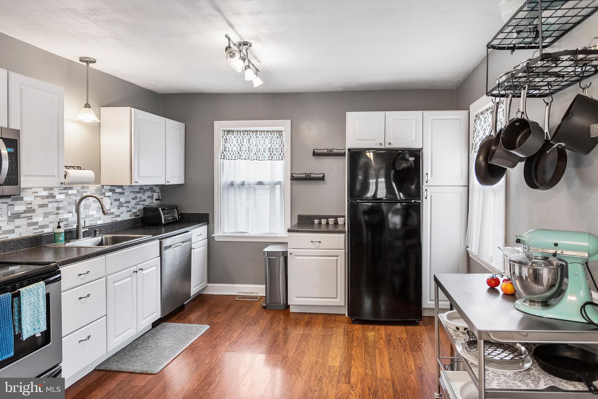 211 Walnut Road Wallingford, PA 19086 - Photo 10 of 29