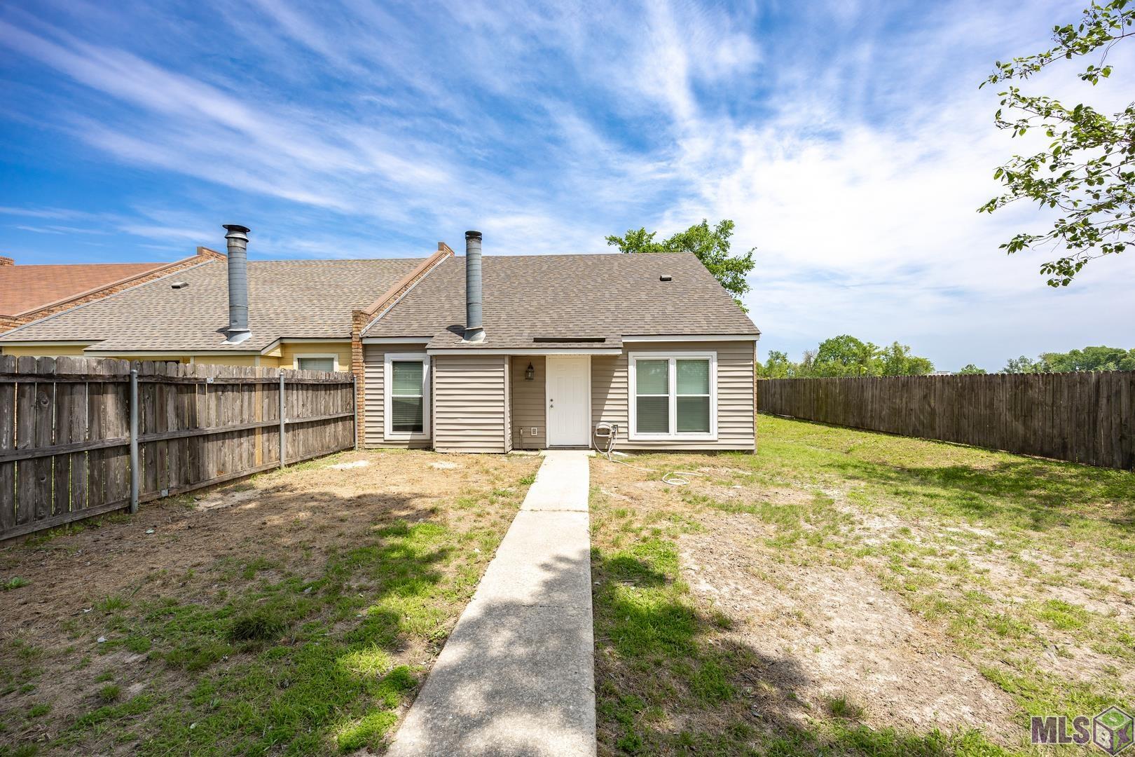 8744 Pecan Tree Drive Baton Rouge, LA 70810 - Photo 1 of 21
