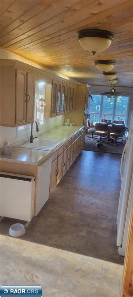 9161 Hibbing Point Road Cook, MN 55723 - Photo 8 of 31