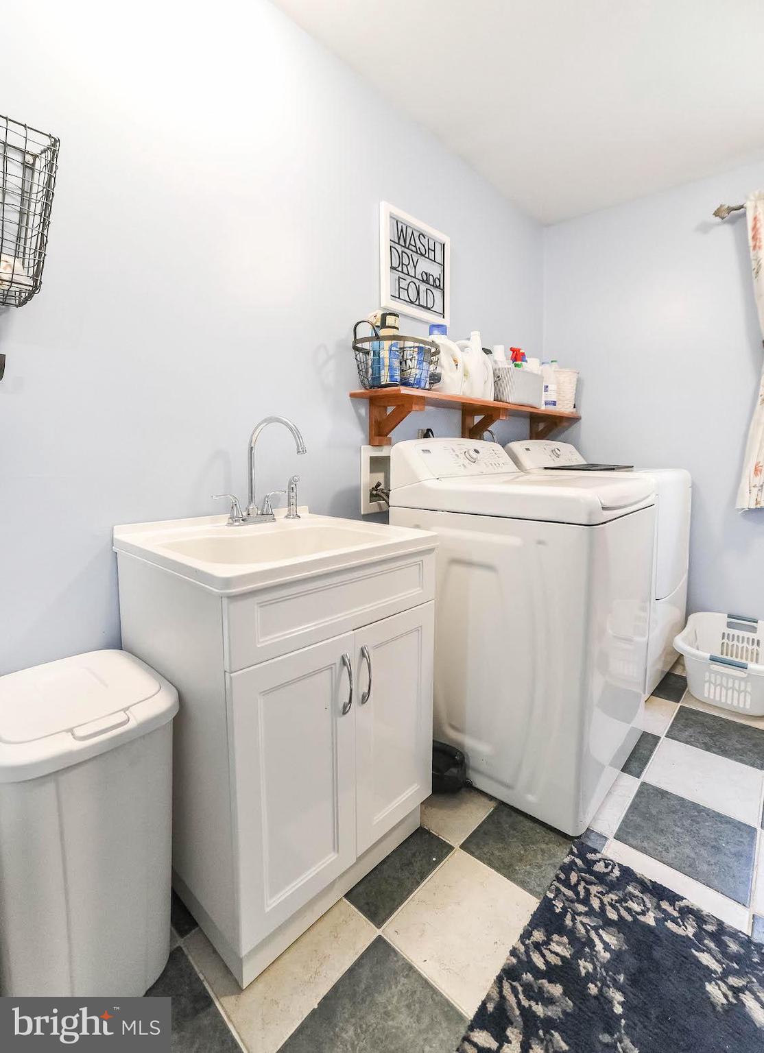 13425 Olivet Road Lusby, MD 20657 - Photo 44 of 59 a utility room with dryer and washer
