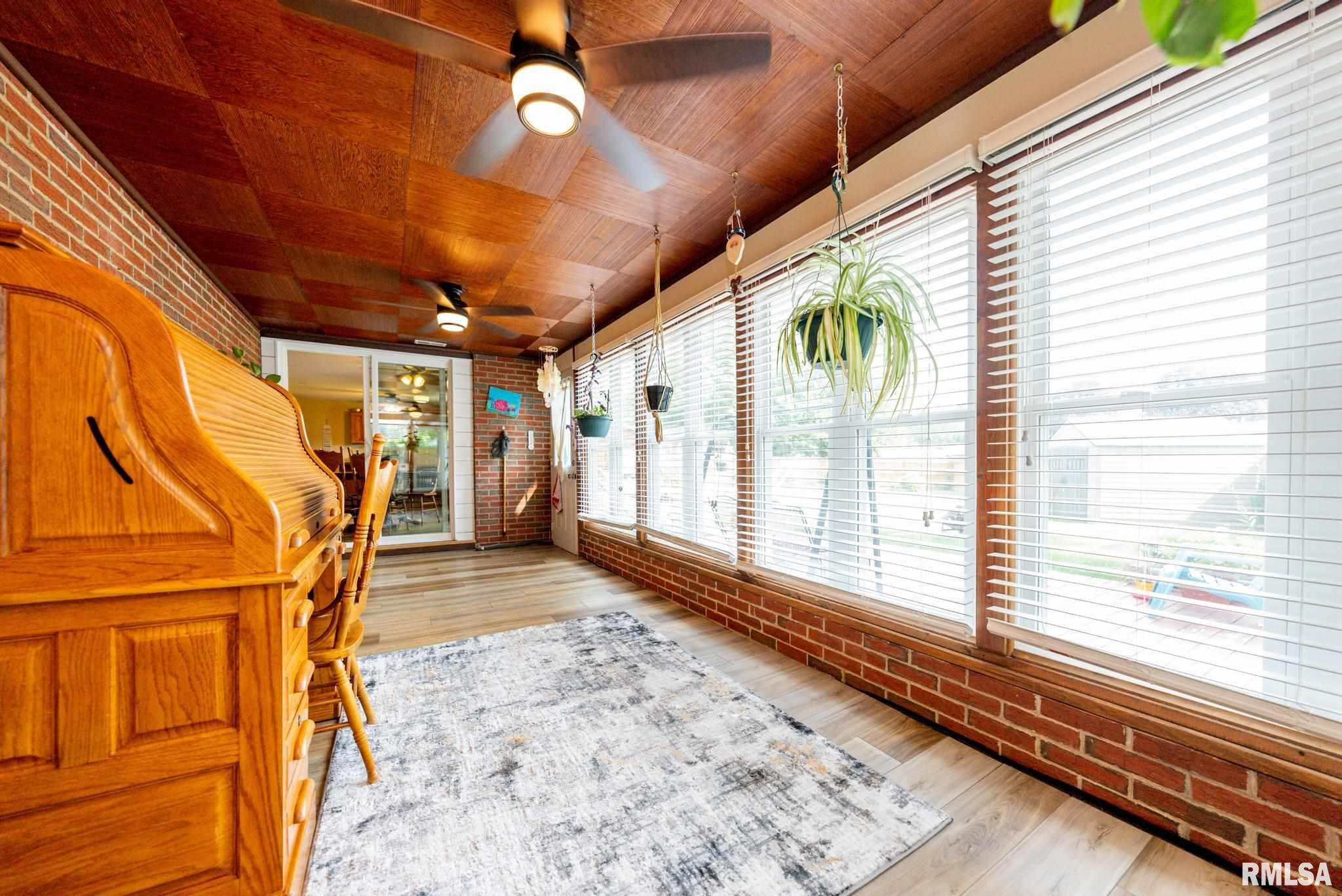 869 Sunset Road Morton, IL 61550 - Photo 32 of 45 Gallery Image 32