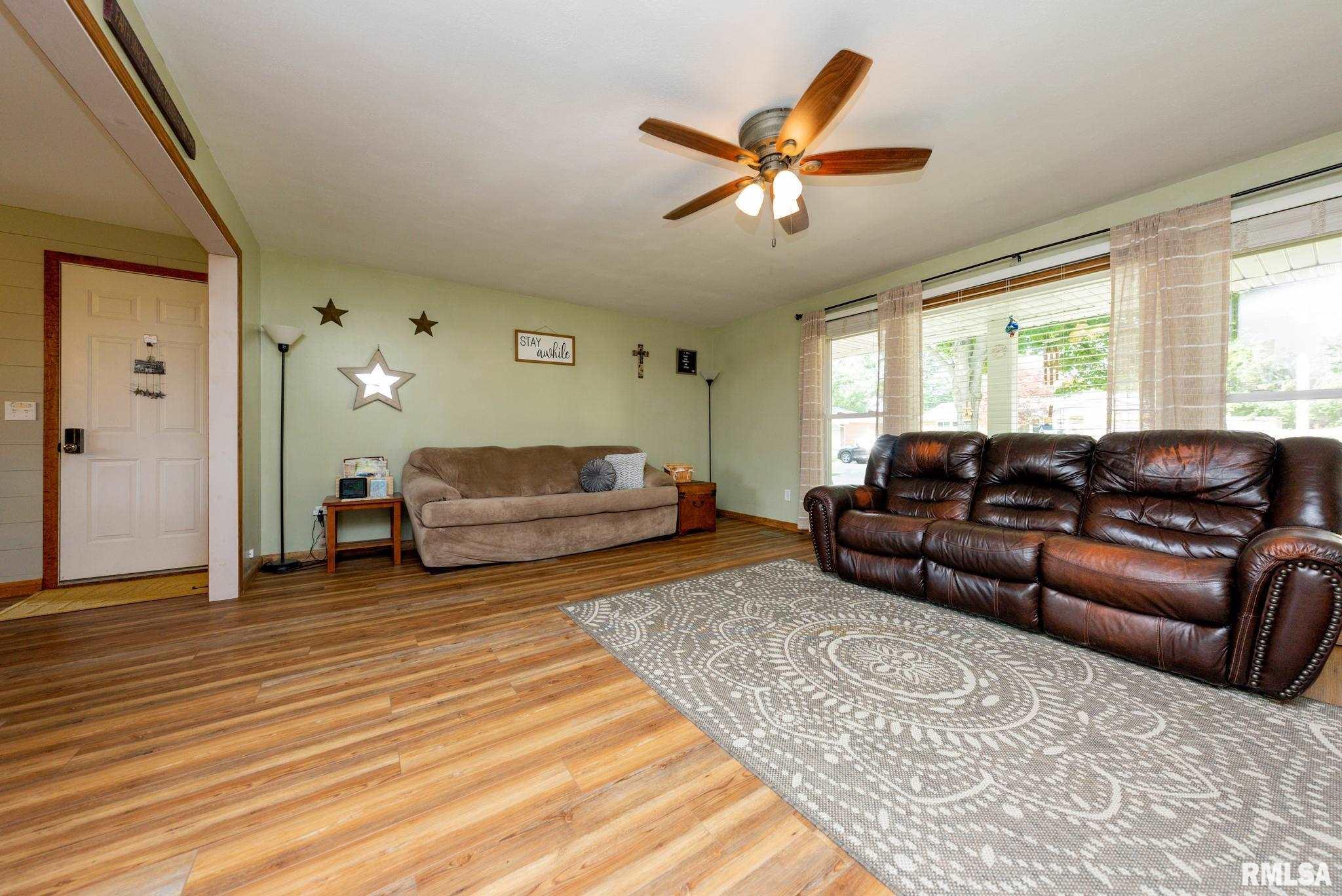 869 Sunset Road Morton, IL 61550 - Photo 5 of 45 Gallery Image 5