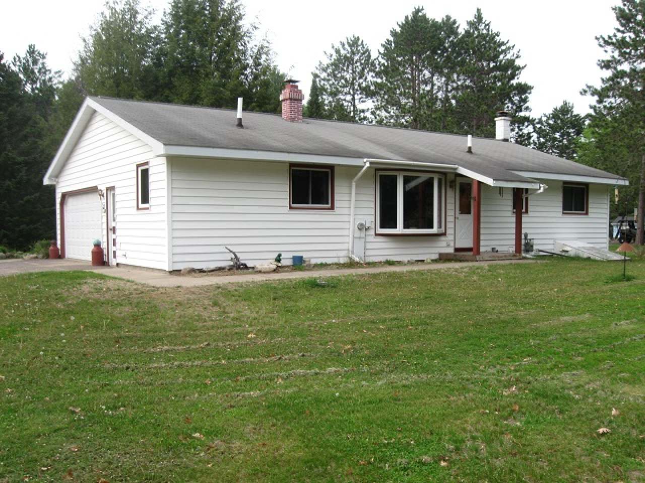 3918 Port Aurora Road Rhinelander, WI 54501 - Photo 1 of 25 Gallery Image 1