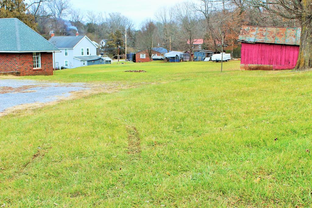 108 Riverview Road Ivanhoe, VA 24350 - Photo 7 of 34 Gallery Image 7