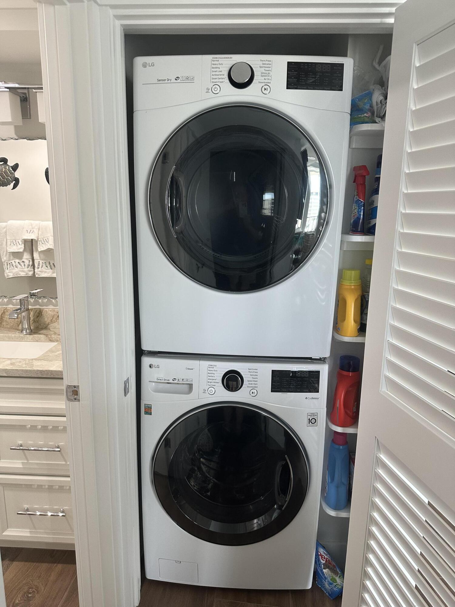 100 Ocean Trail Way, Unit 1205 Jupiter, FL 33477 - Photo 19 of 24 laundry2