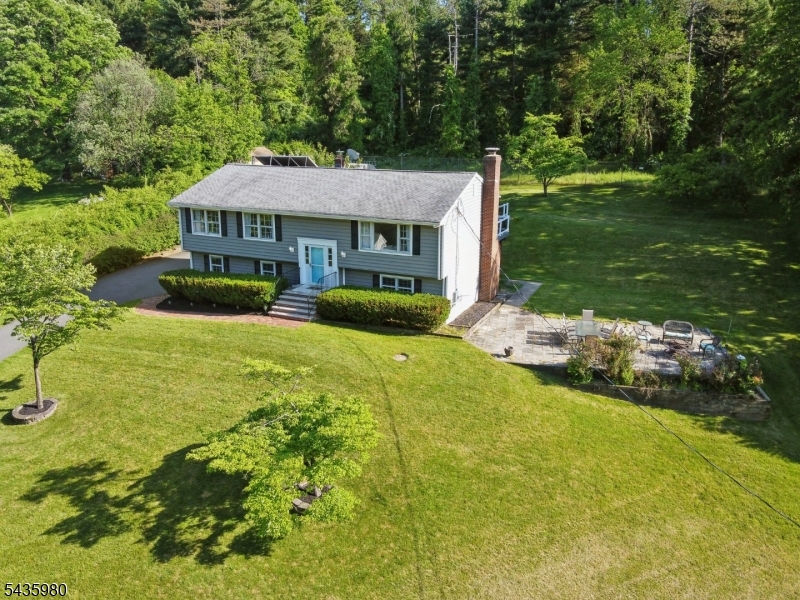 16 Old Mountain Road Lebanon, NJ 08833 - Photo 36 of 46