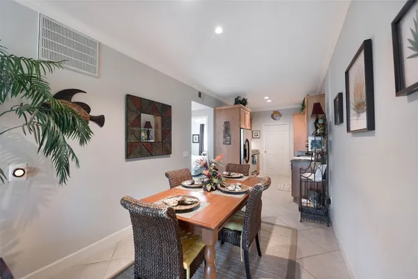 $359,000 | 7000 Seawall Boulevard, Unit 524, Galveston, TX 77551