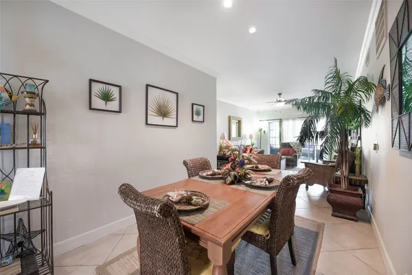 $359,000 | 7000 Seawall Boulevard, Unit 524, Galveston, TX 77551