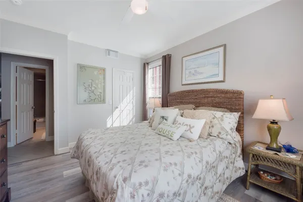 $359,000 | 7000 Seawall Boulevard, Unit 524, Galveston, TX 77551