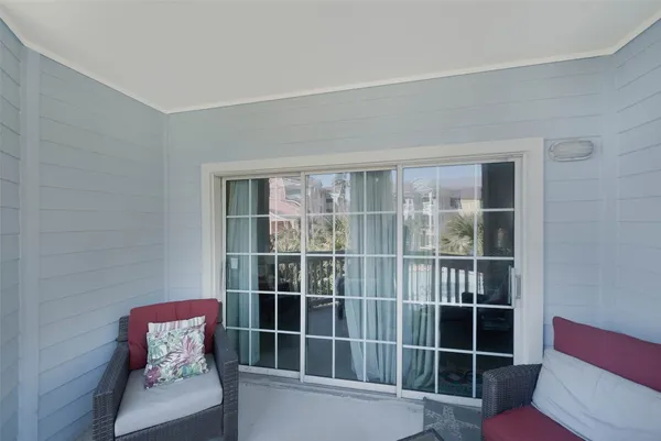 $359,000 | 7000 Seawall Boulevard, Unit 524, Galveston, TX 77551