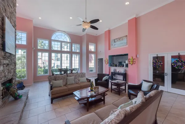 $359,000 | 7000 Seawall Boulevard, Unit 524, Galveston, TX 77551