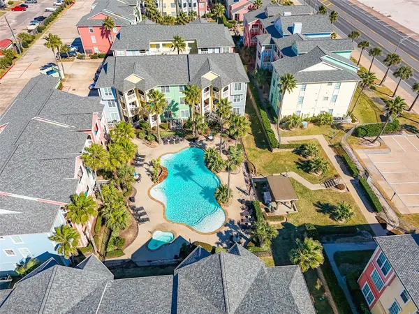 $359,000 | 7000 Seawall Boulevard, Unit 524, Galveston, TX 77551