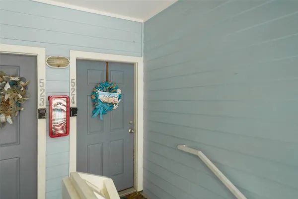 $359,000 | 7000 Seawall Boulevard, Unit 524, Galveston, TX 77551