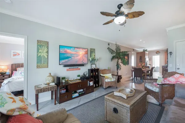 $359,000 | 7000 Seawall Boulevard, Unit 524, Galveston, TX 77551