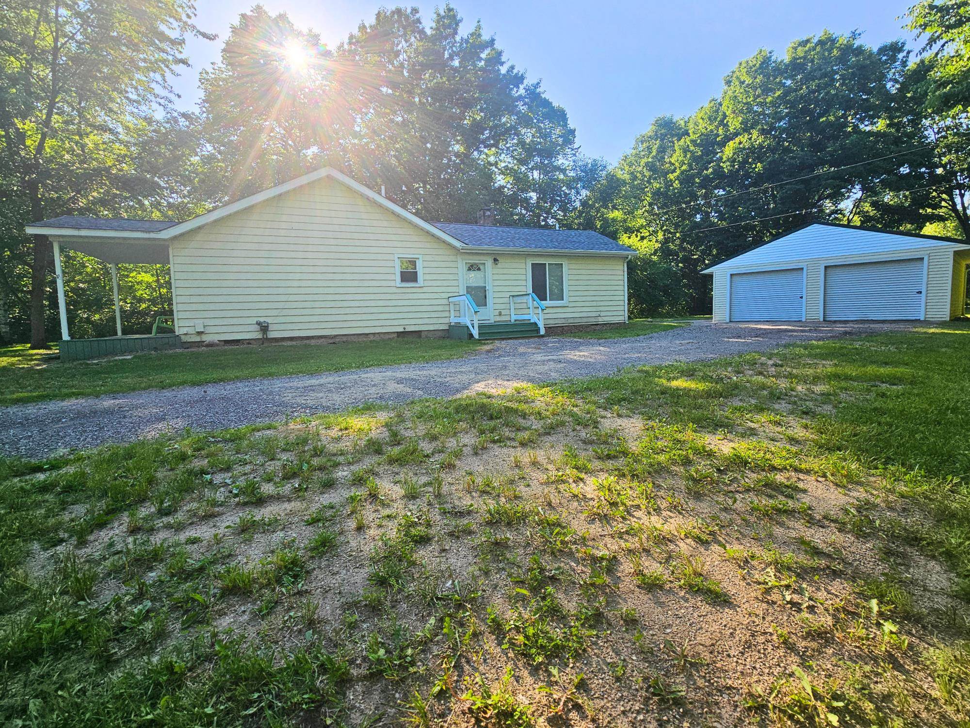 6424 Barnes Road Millington, MI 48746 - Photo 3 of 29