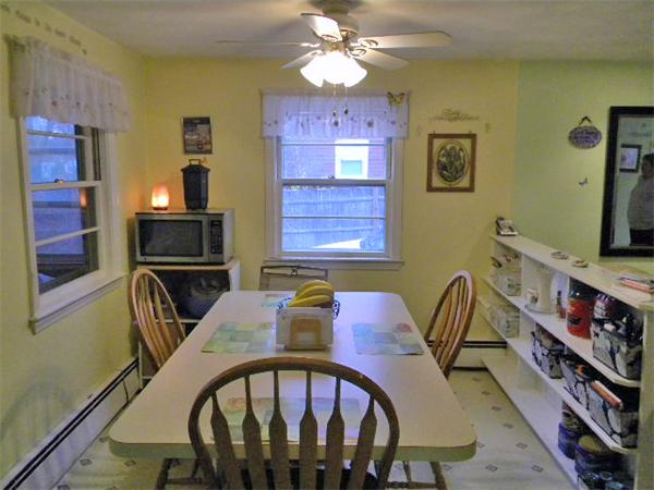 19 Karen Road Wakefield, MA 01880 - Photo 3 of 10 Gallery Image 3