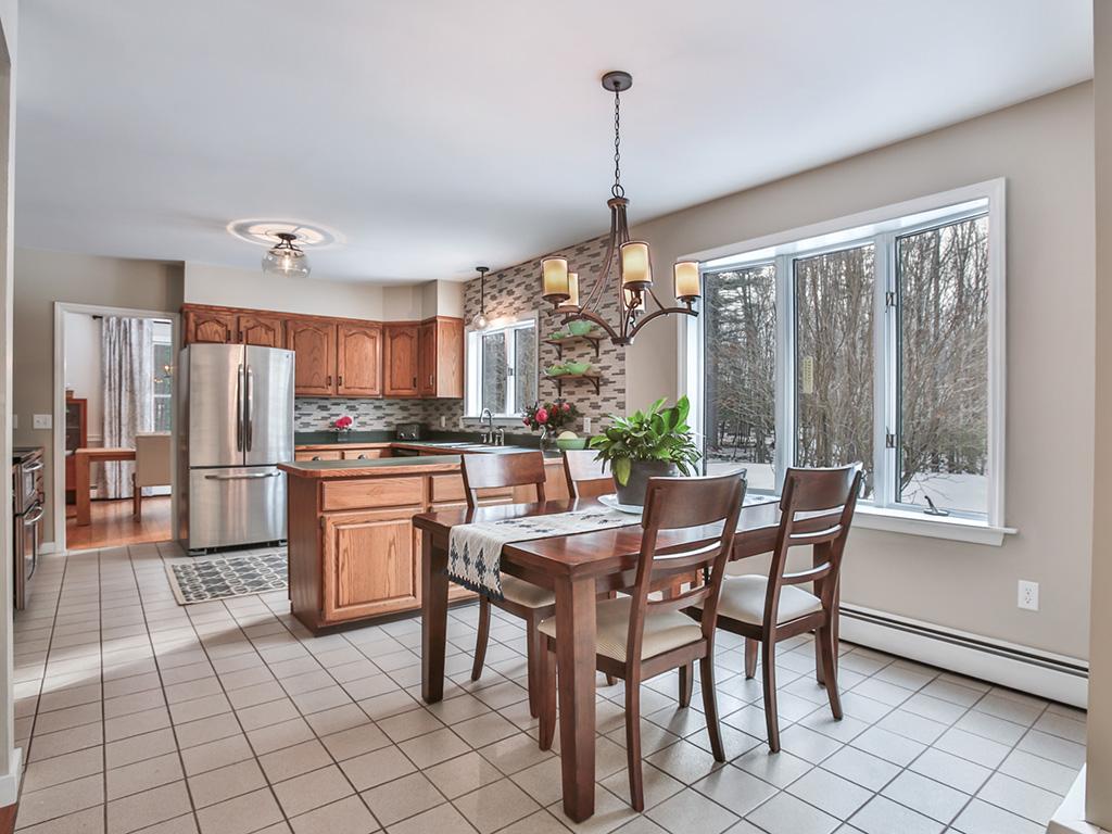4 Pavillion Road Amherst, NH 03031 - Photo 11 of 32