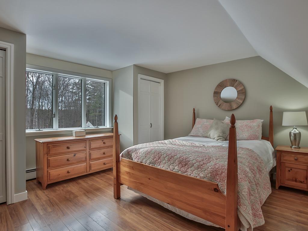 4 Pavillion Road Amherst, NH 03031 - Photo 19 of 32