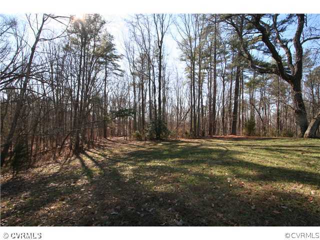 310 Ryefield Road Henrico, VA 23238 - Photo 8 of 11 Gallery Image 8