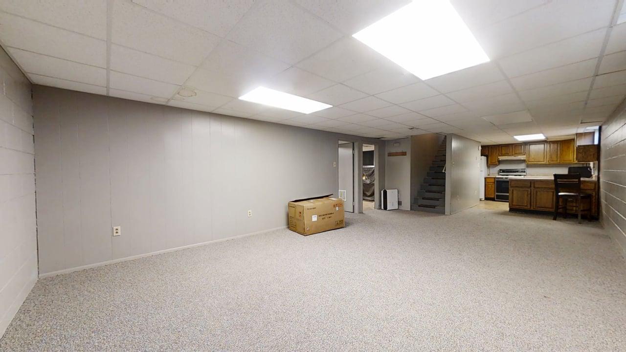 915 Morgan Street Normal, IL 61761 - Photo 29 of 43 a big room with closet