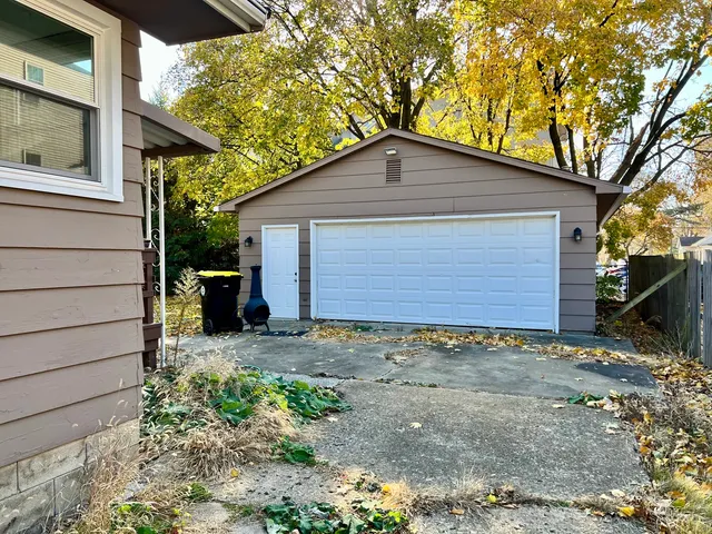 $209,900 | 915 Morgan Street, Normal, IL 61761