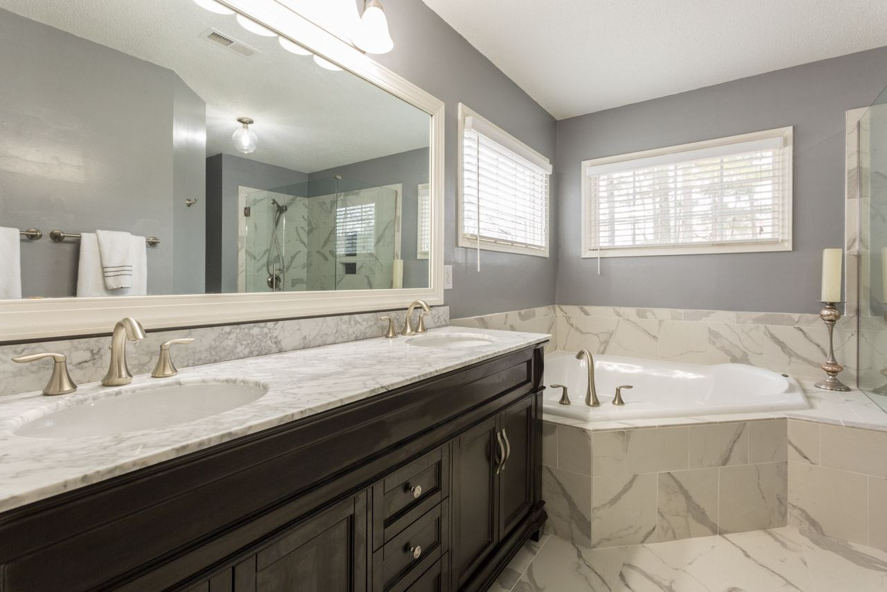 2328 Bolingbrook Lane Raleigh, NC 27613 - Photo 24 of 30 Master Bath/Spa