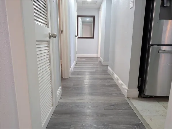 $2,500 | 7173 Darien Way, Clearwater, FL 33764