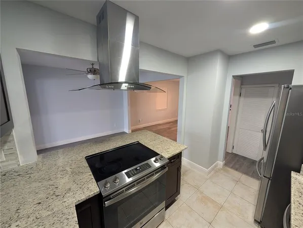 $2,500 | 7173 Darien Way, Clearwater, FL 33764