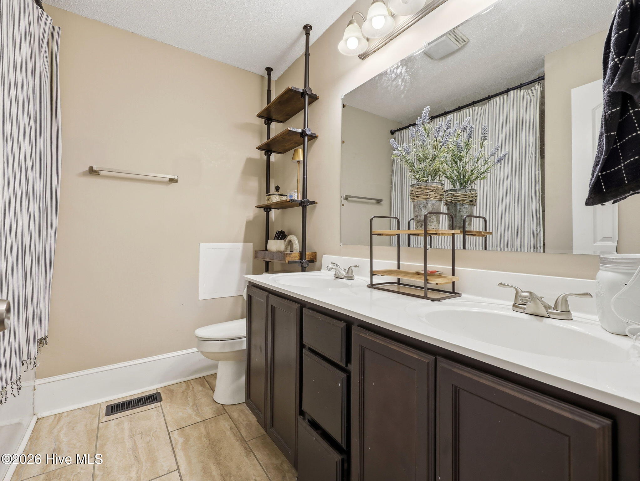 1407 Clifton Road Jacksonville, NC 28540 - Photo 25 of 49